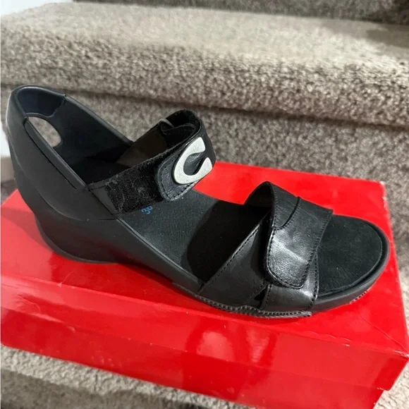 New nib wolky leather Black Women's Sandals 38 7 7.5 $120 - Picture 2 of 6